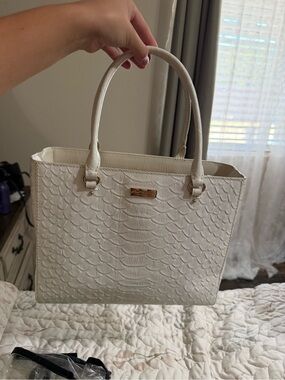 Textured Cream Tote Bag with Top Handles *Great work Bag*